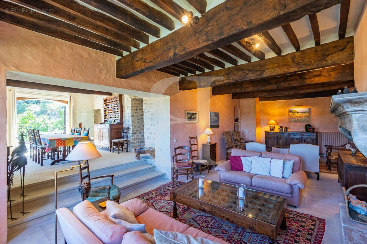 Maison à VAISON-LA-ROMAINE