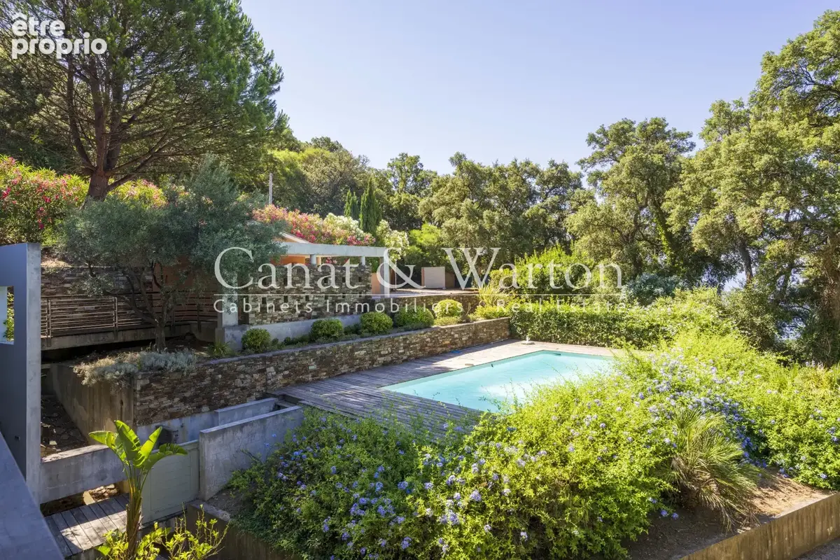 Proche du centre et plage: villa d'architecte avec vue mer & piscine - photo 4