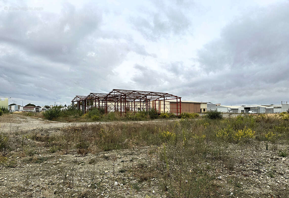 Terrain à CARCASSONNE