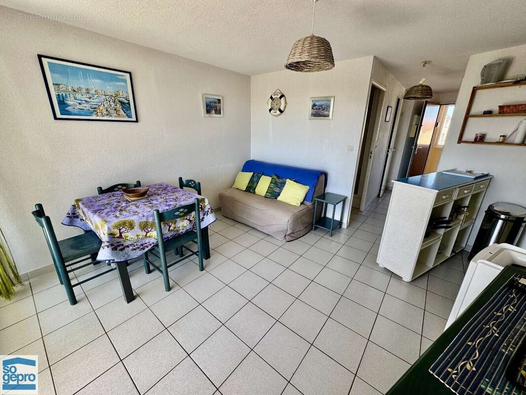 Réf : 2076 - Vente Bel Appartement 2 Pièces Cabine avec Garage secteur Richelieu ! - photo 7