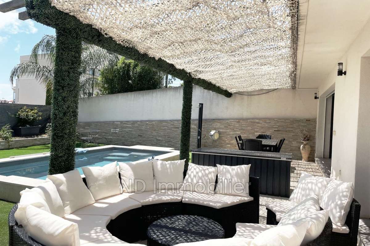 Appartement à CANNES