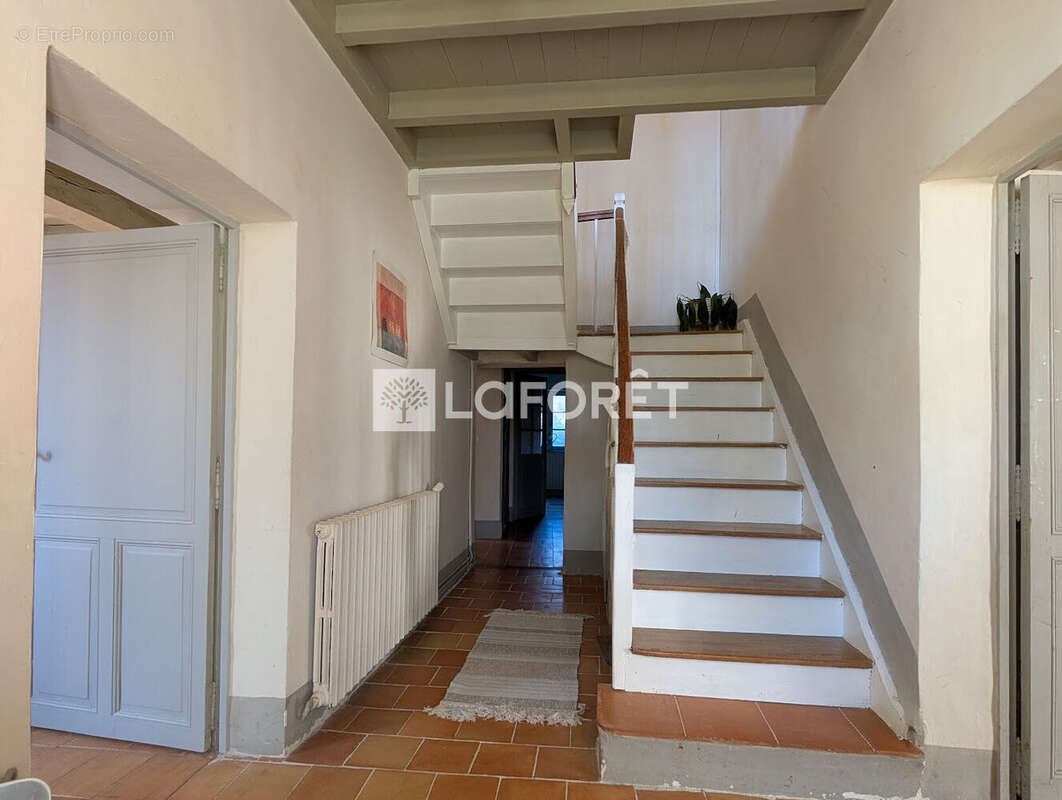 Maison à MONCRABEAU