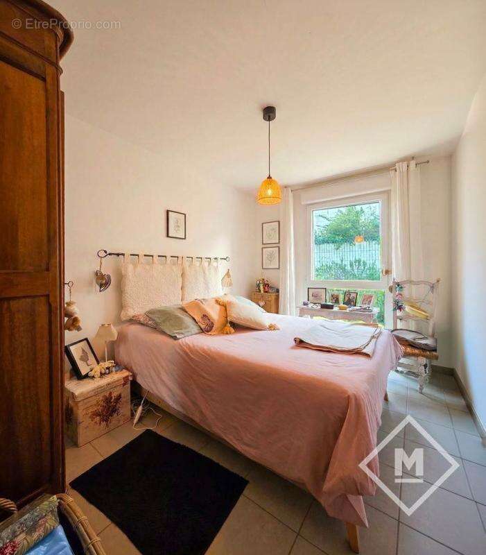 Appartement à MARSEILLE-9E