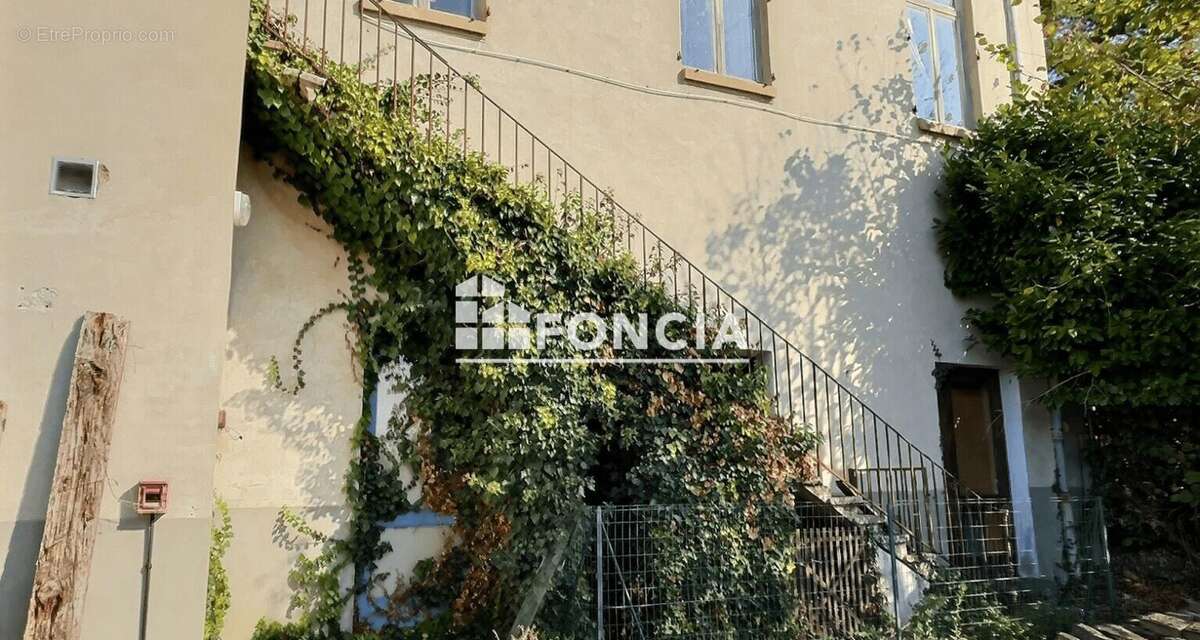 Maison à VILLE-SOUS-ANJOU