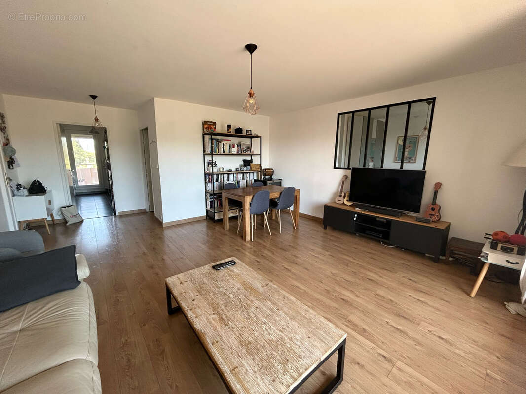 Appartement à MARSEILLE-12E
