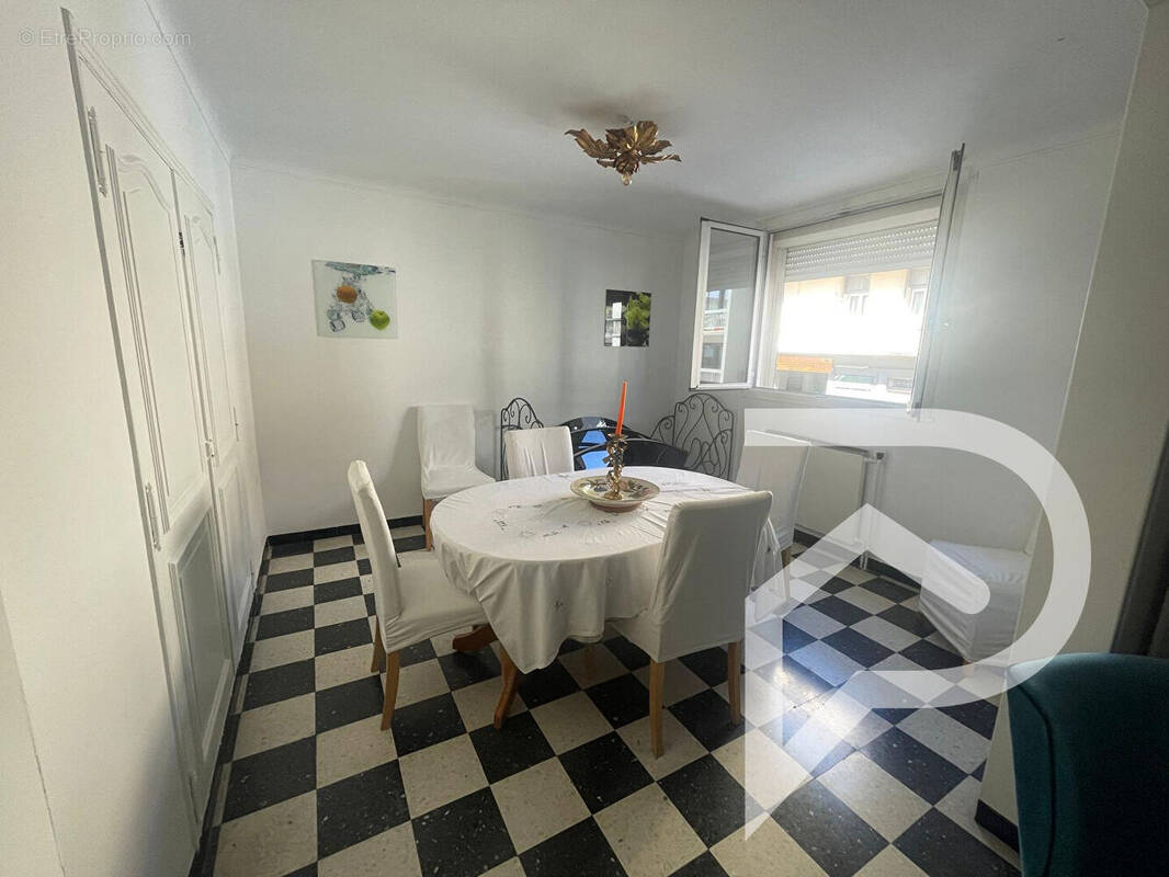 Appartement à BEZIERS