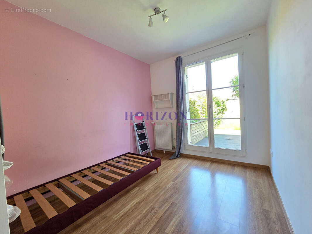 Appartement à LA CHAPELLE-EN-SERVAL
