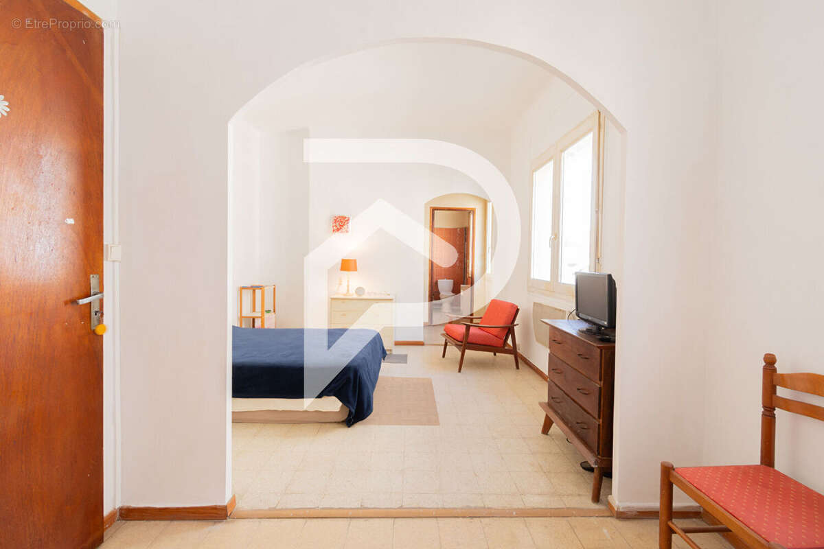 Appartement à MARSEILLE-7E