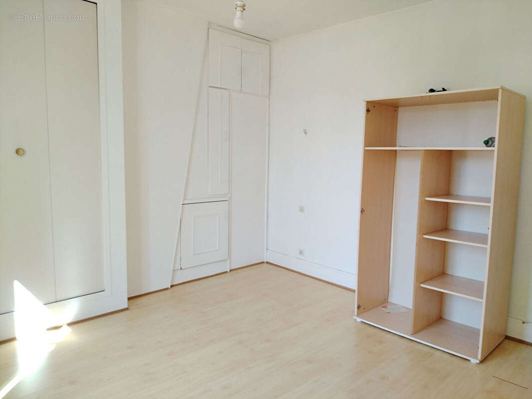 Appartement à MENESPLET