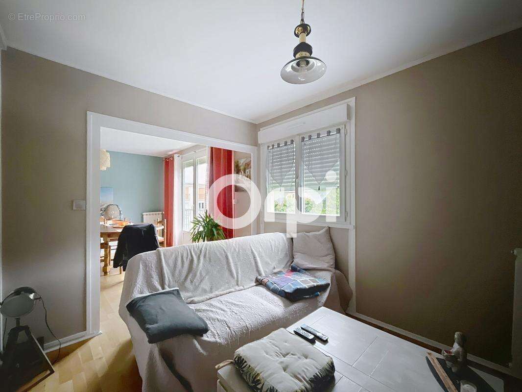 Appartement à BRIVE-LA-GAILLARDE