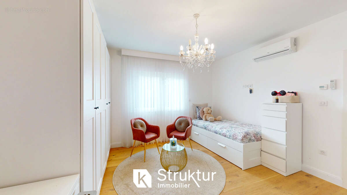 Appartement à SEREMANGE-ERZANGE