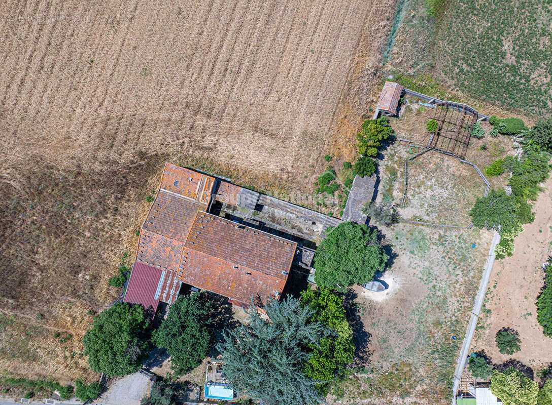 Maison à UCHAUD