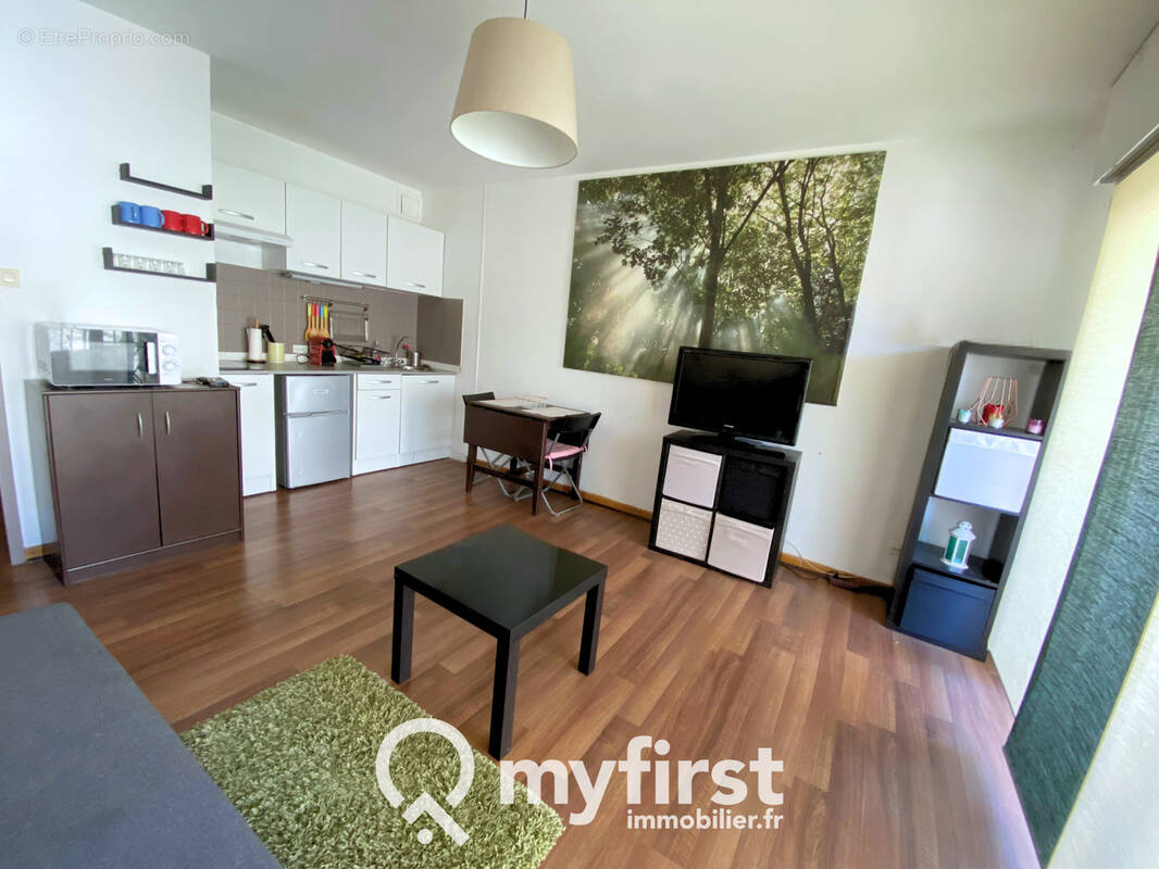 Appartement à SIX-FOURS-LES-PLAGES