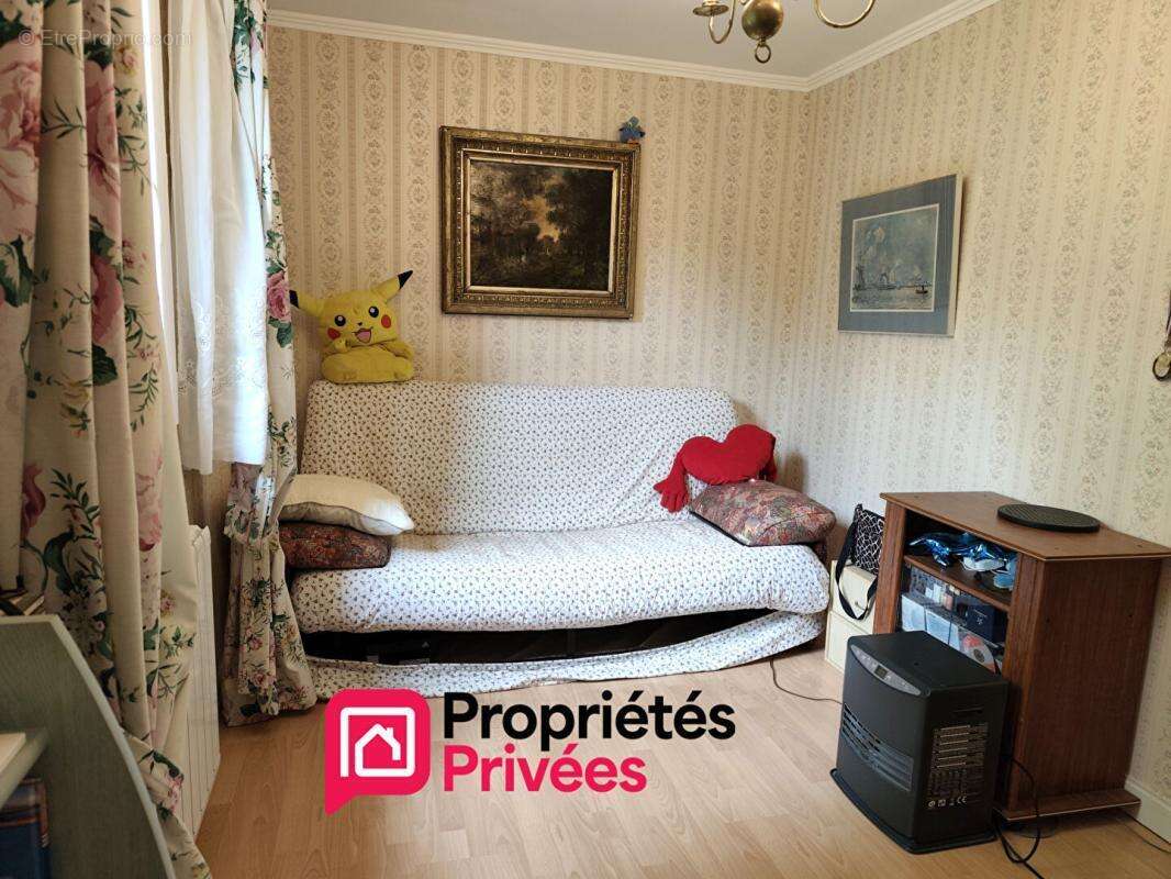 Maison à PIERRES