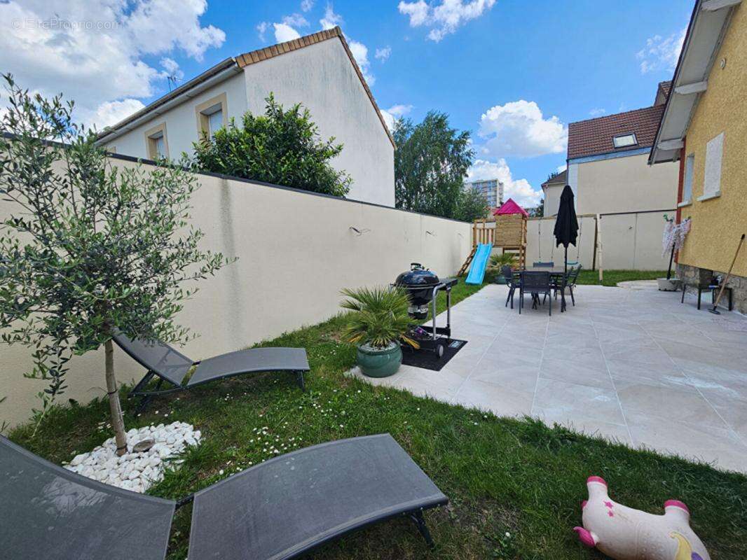 Maison à TAVERNY