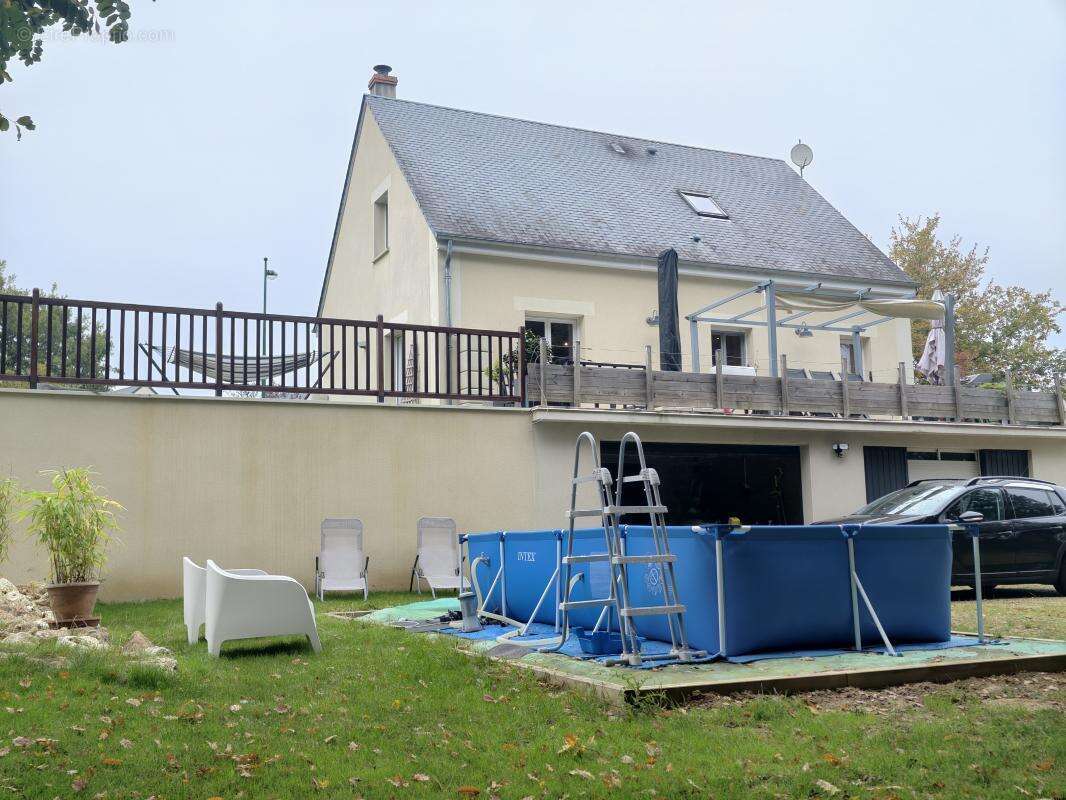 Maison à NEUILLE-PONT-PIERRE