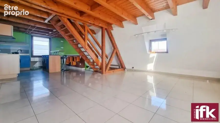 Logelbach; Appartement Duplex, 4 pièces,  jardin et parking - photo 3
