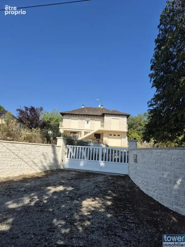 Maison à DAMPNIAT