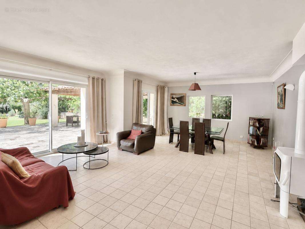 Maison à AUBAGNE