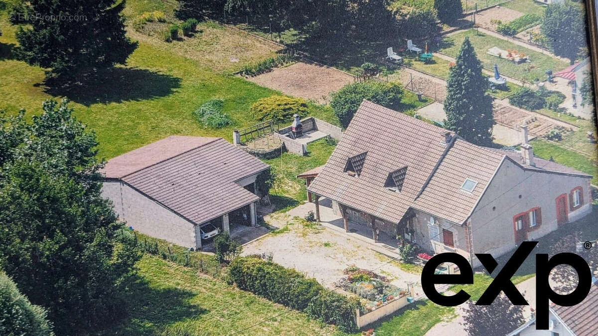 Maison à CHARREY-SUR-SAONE