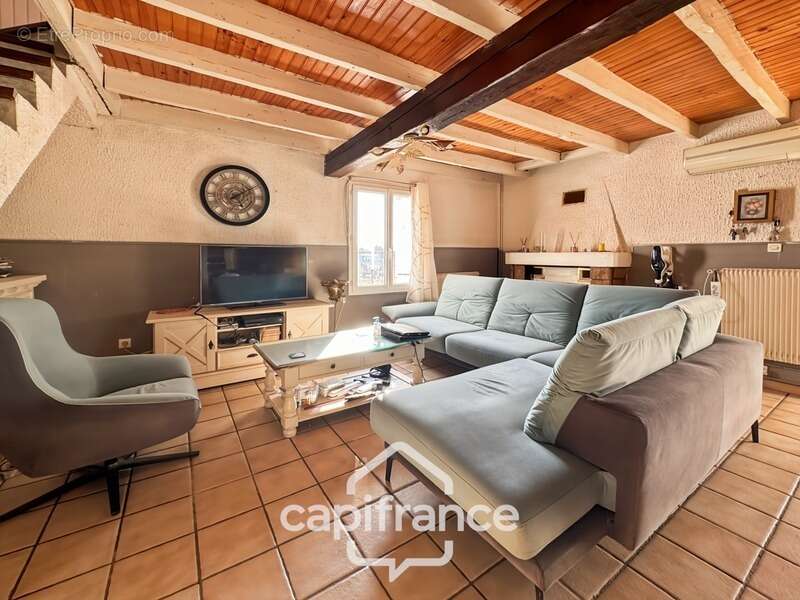 Maison à BOUGE-CHAMBALUD