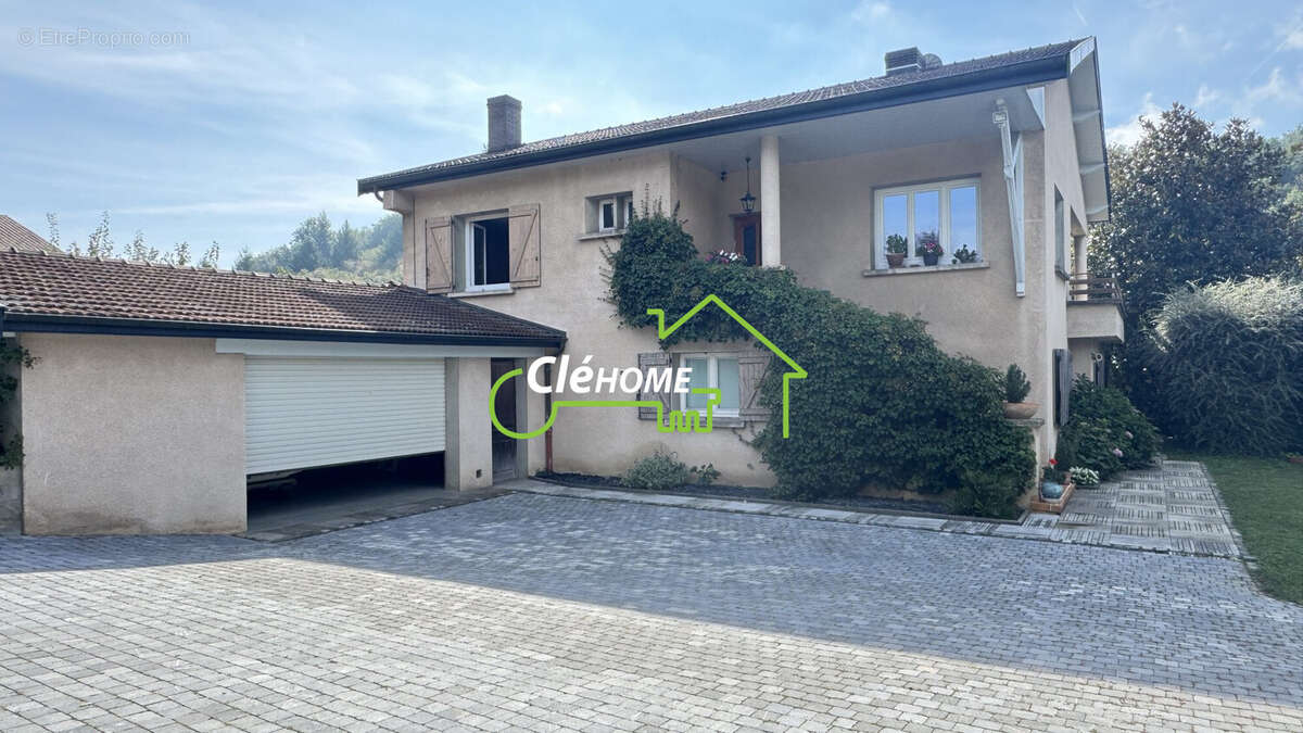 Maison à SOURCIEUX-LES-MINES