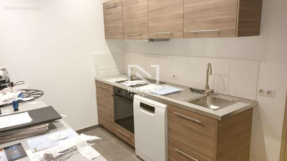 Appartement à TOURRETTES