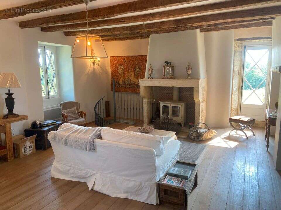 Maison à VILLEFRANCHE-DU-PERIGORD