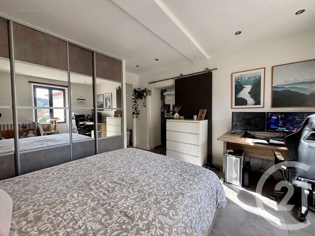 Appartement à LE CANNET
