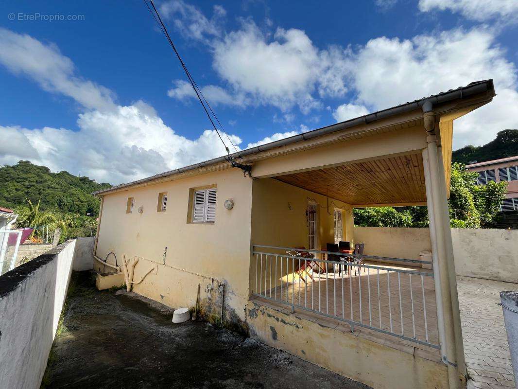 Maison à FORT-DE-FRANCE