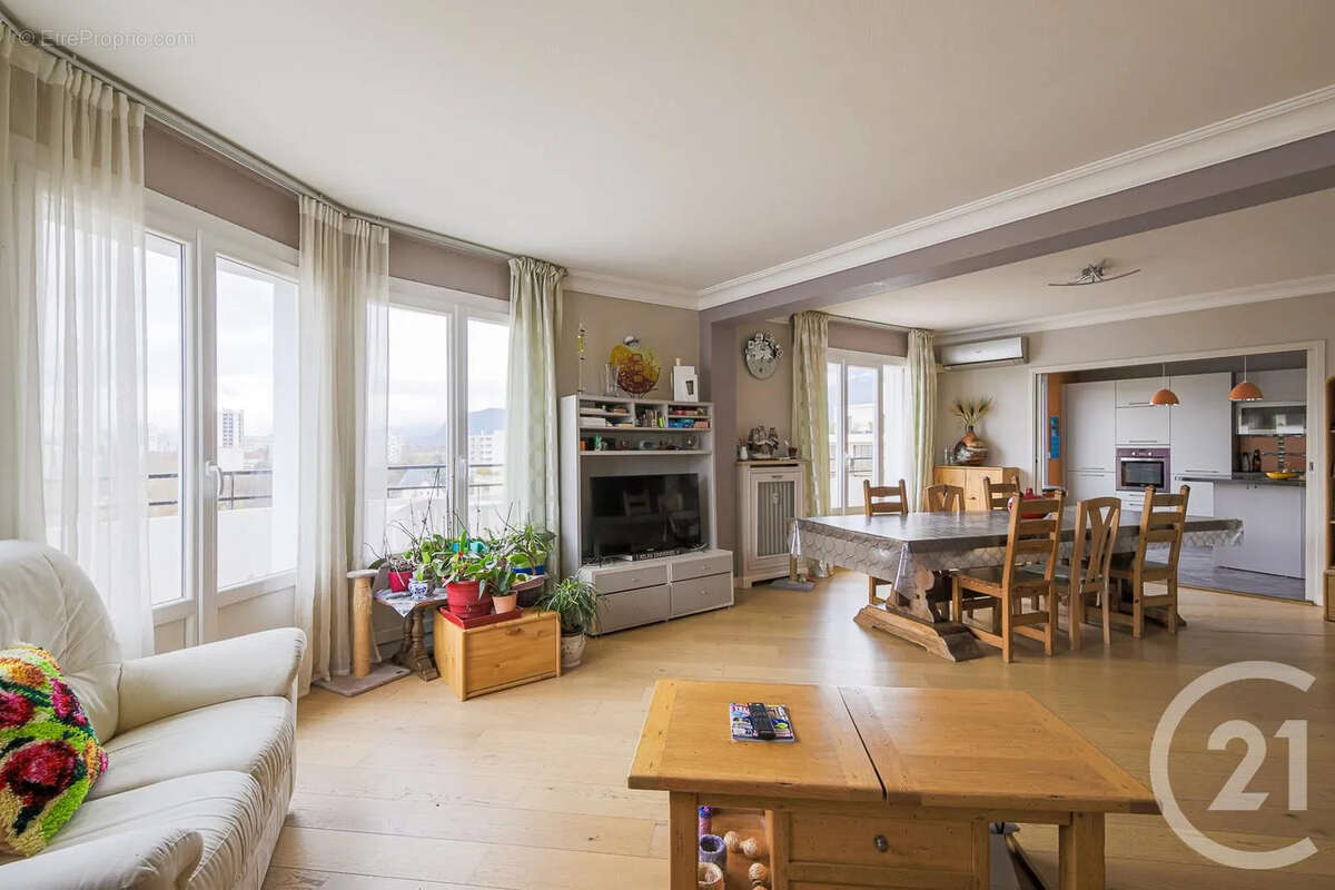 Appartement à GRENOBLE