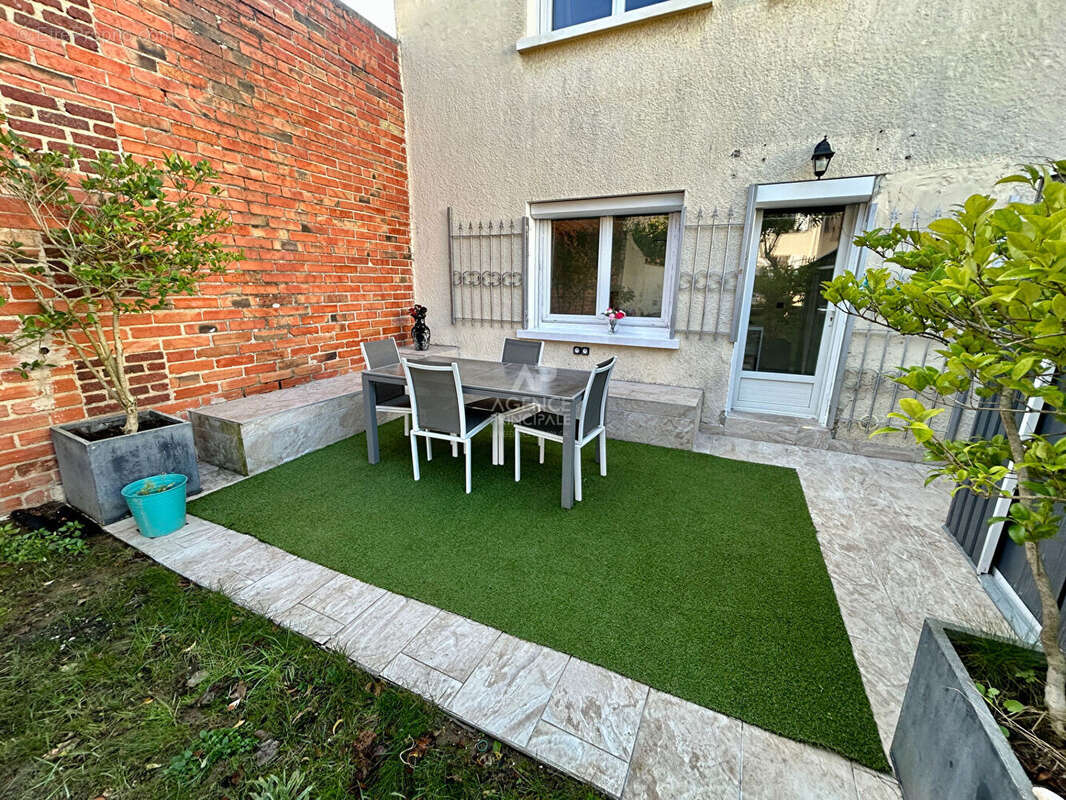 Maison à CARRIERES-SOUS-POISSY