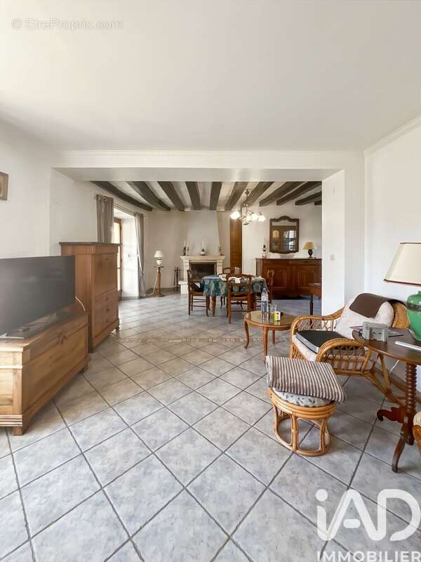 Photo 5 - Maison à EVRY-GREGY-SUR-YERRE