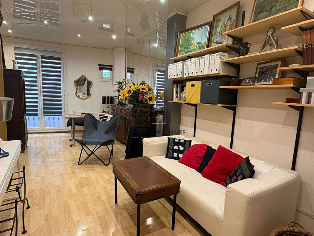 Appartement à CUCURON