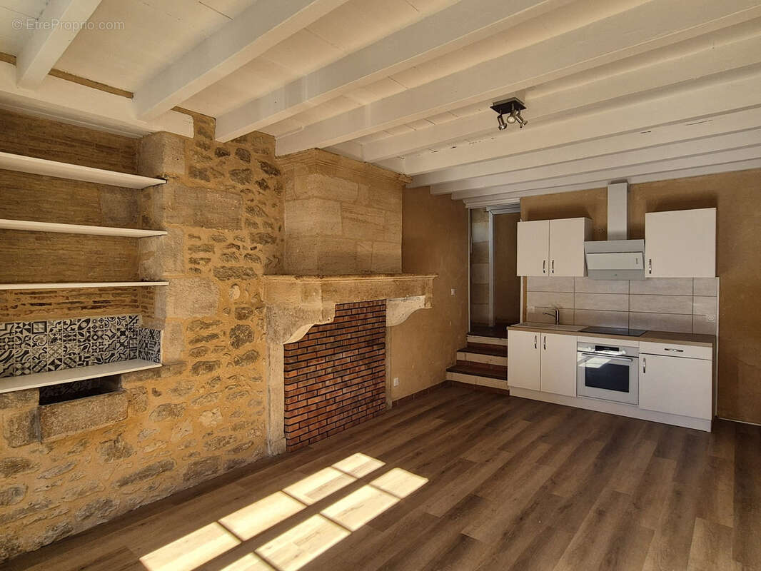 Appartement à SAUVETERRE-DE-GUYENNE