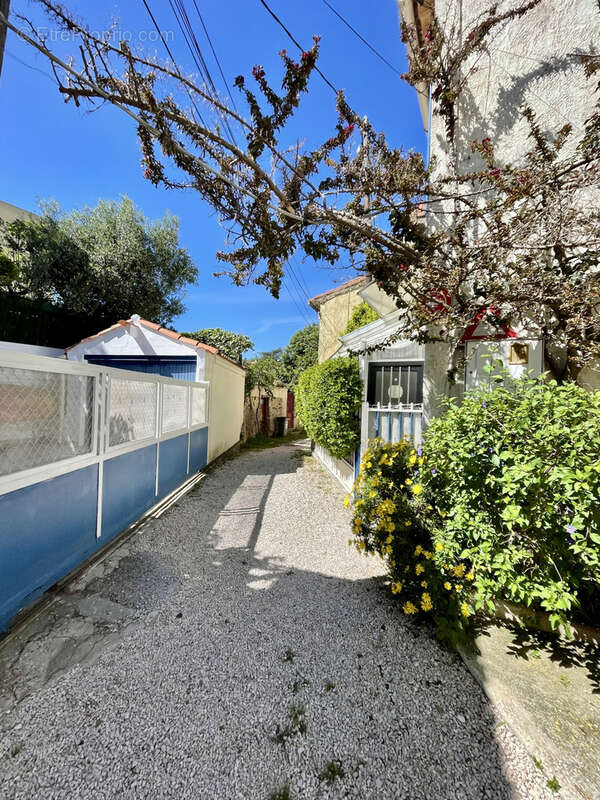 Maison à SIX-FOURS-LES-PLAGES