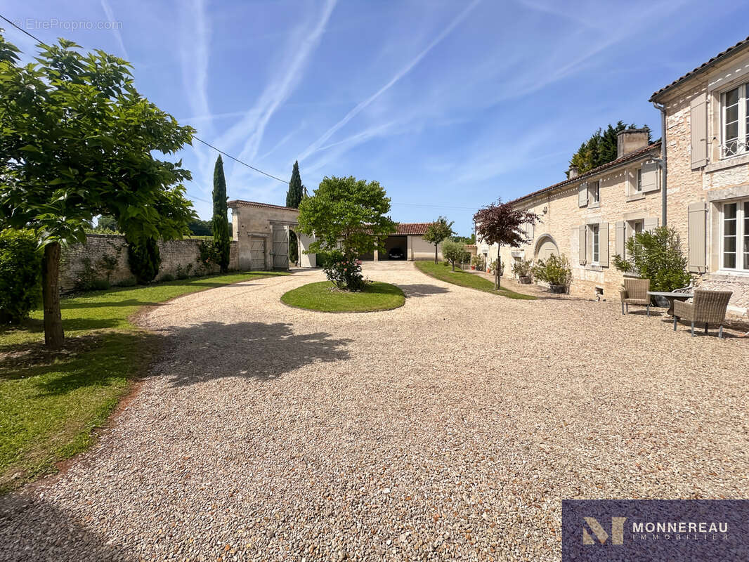 Maison à BOUTEVILLE