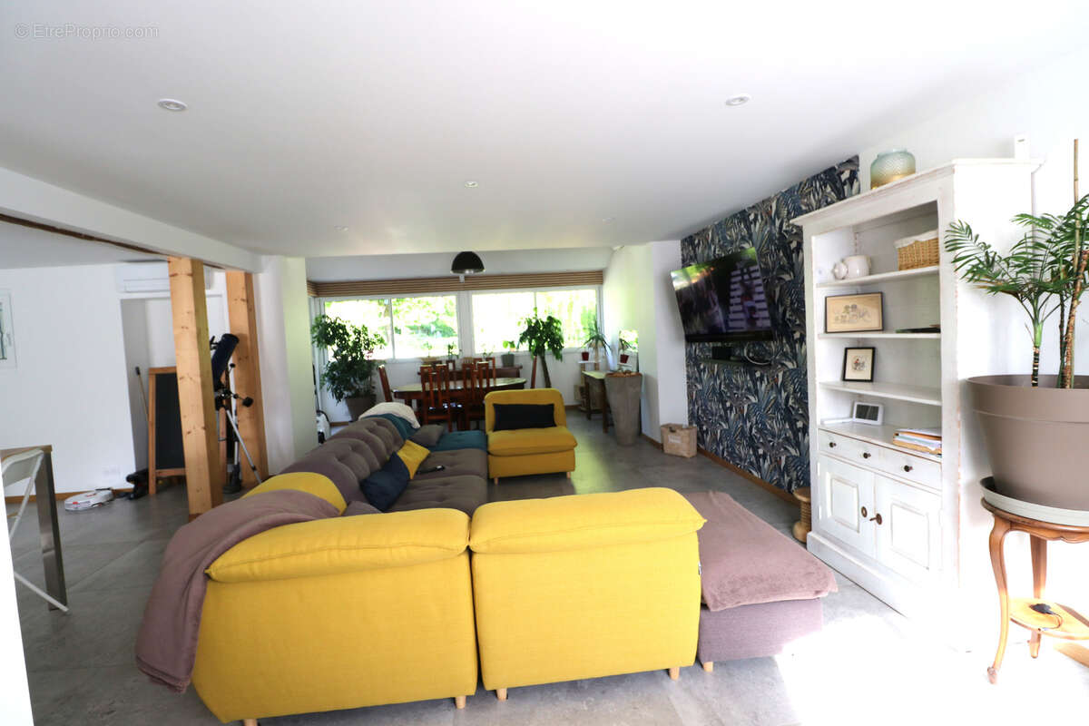 Maison à COURVILLE-SUR-EURE