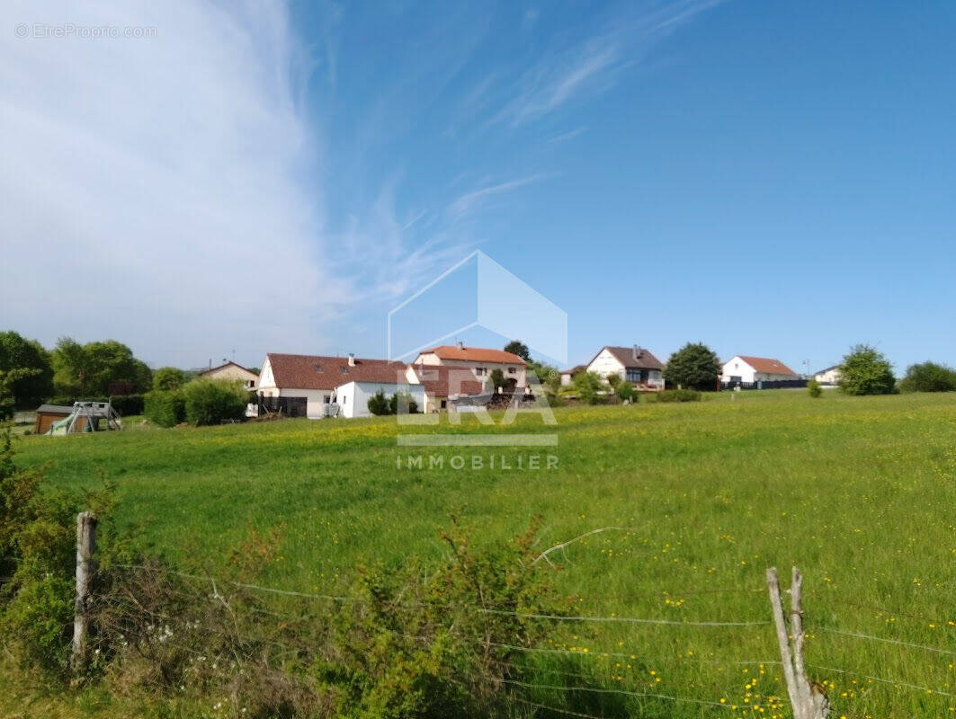 Terrain à VROVILLE
