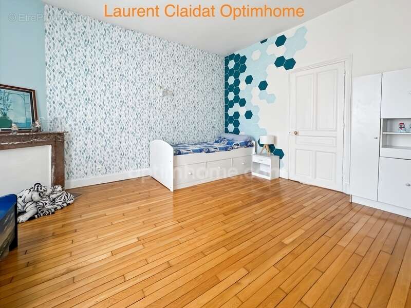 Maison à SAINT-QUENTIN