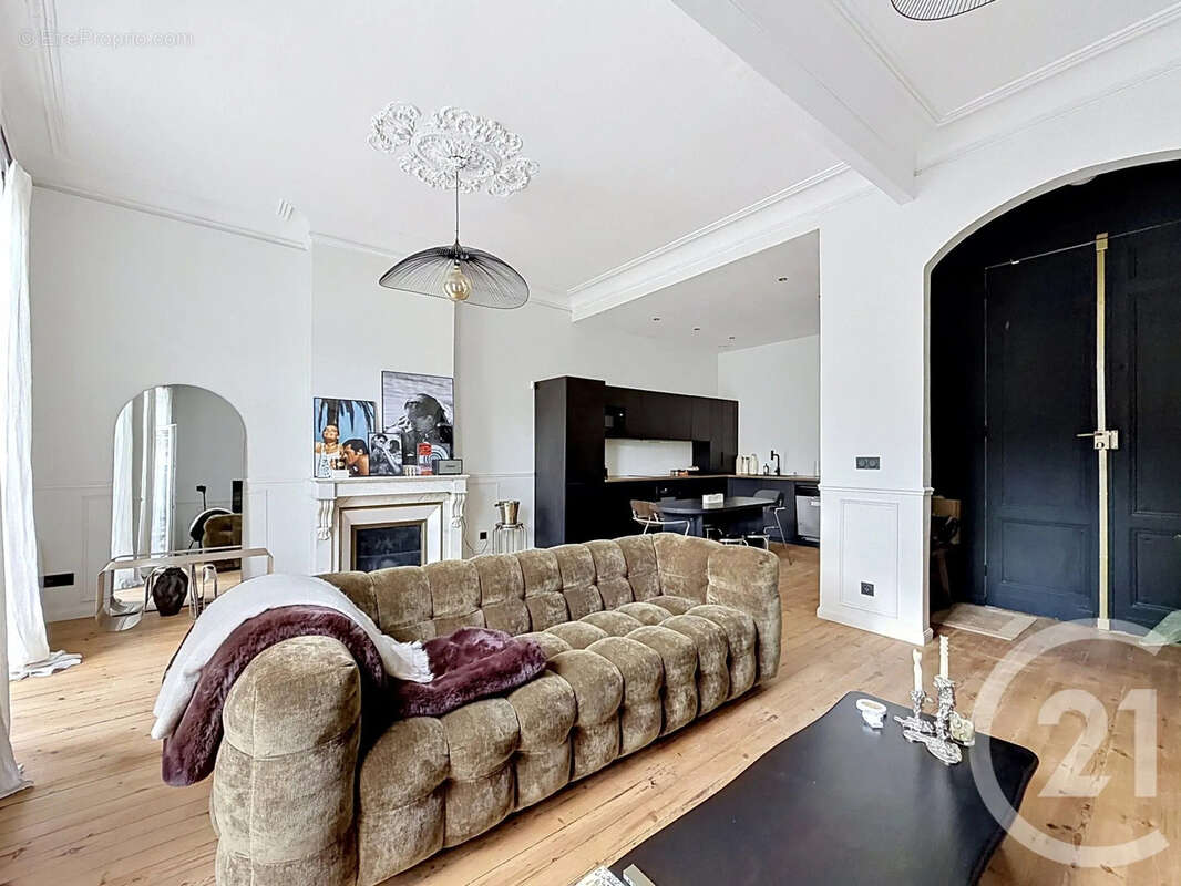 Appartement à BORDEAUX