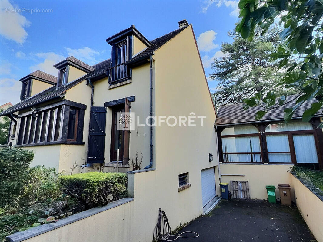 Maison à VITRY-SUR-SEINE