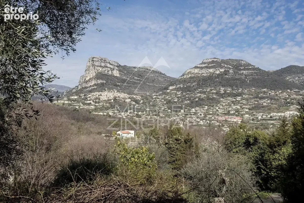 Proche Nice - Superbe opportunité dans un écrin de verdure - photo 6