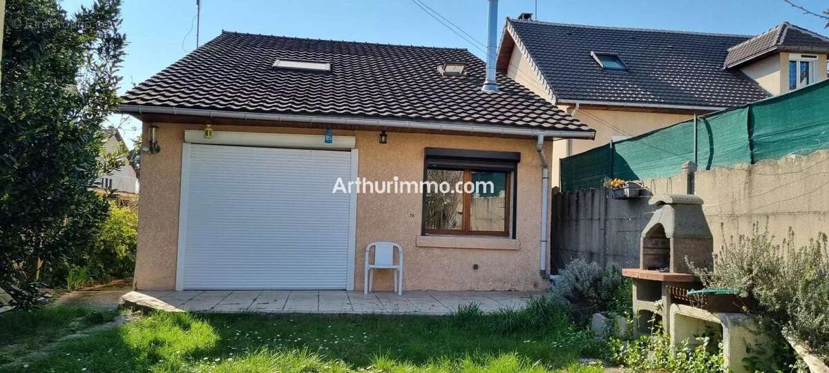 Maison à SUCY-EN-BRIE