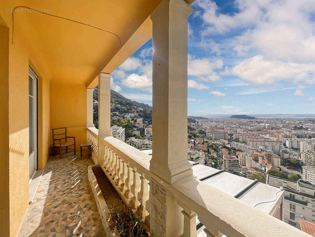 Appartement à NICE