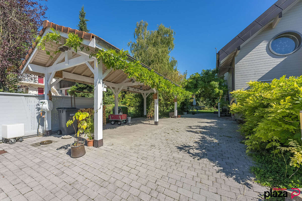 Maison à PREVESSIN-MOENS