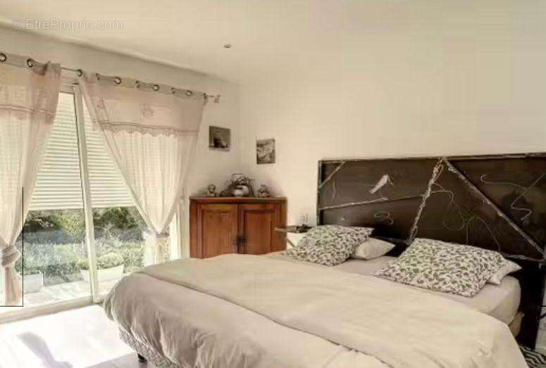 Maison à LA GARDE-FREINET