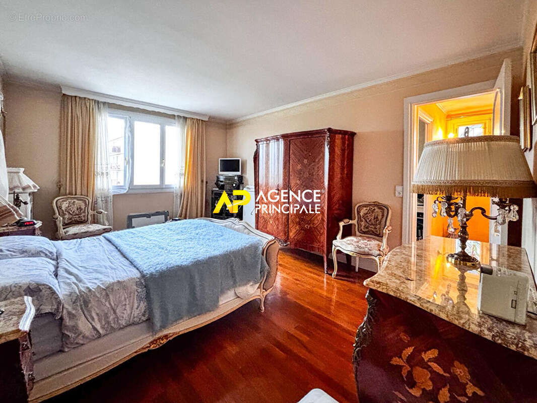 Maison à SARTROUVILLE