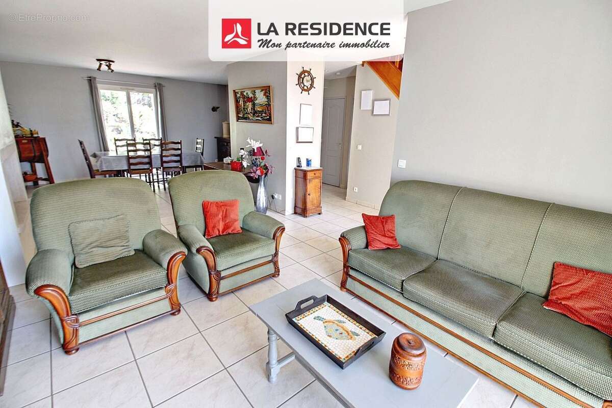 Maison à VAUX-SUR-SEINE