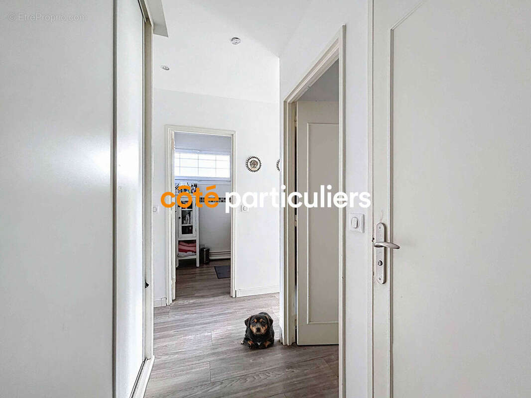 Appartement à SAINT-MAUR-DES-FOSSES